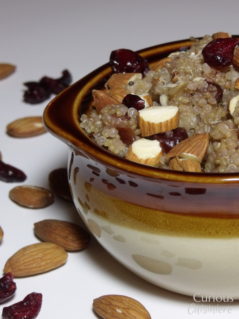 早餐蔓越莓杏仁藜麦