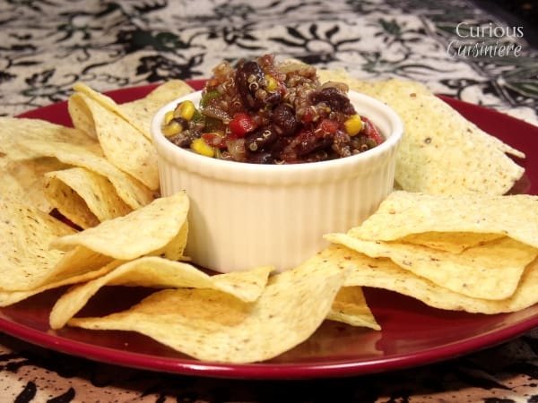 来自好奇厨艺店的墨西哥藜麦和黑豆