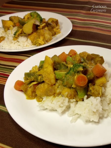 来自Curious Cuisiniere的芒果咖喱鸡肉和蔬菜