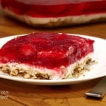 草莓椒盐脆饼沙拉用新鲜的草莓GydF4y2Ba