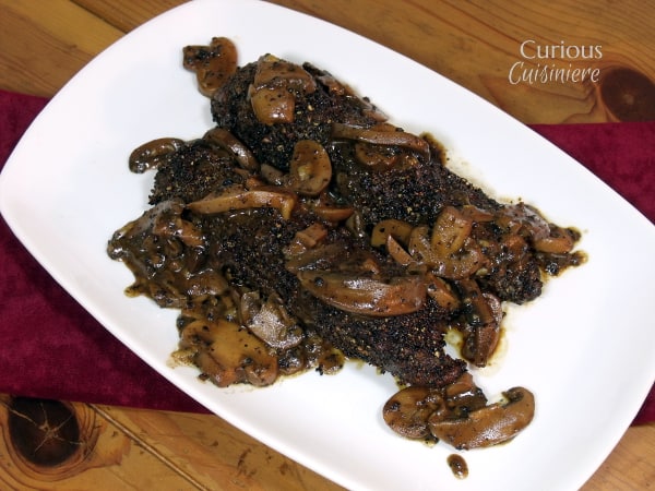 我们的杜松鹿里脊肉配方将深沉的辣味与杜松明亮的乡村风味结合在一起。来自Curious Cuisiniere的杜松皮鹿肉GydF4y2Ba