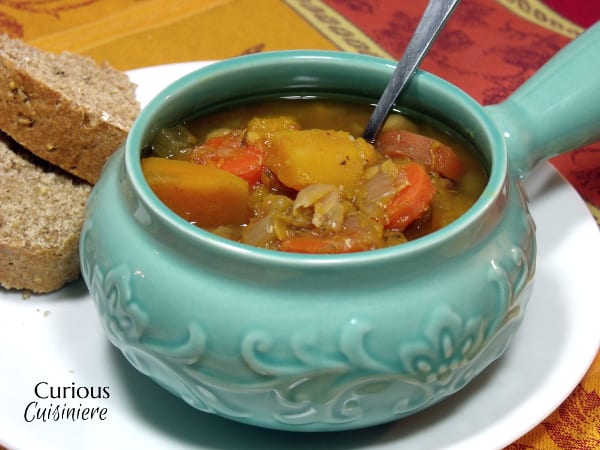 用这份印度美食，慢炖锅胡桃南瓜和扁豆汤带来秋天的口味。|m.jamahire.com.GydF4y2Ba
