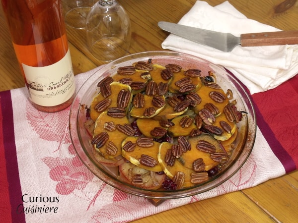 来自好奇烹调的分层红薯和苹果烘烤G.ydF4y2Ba