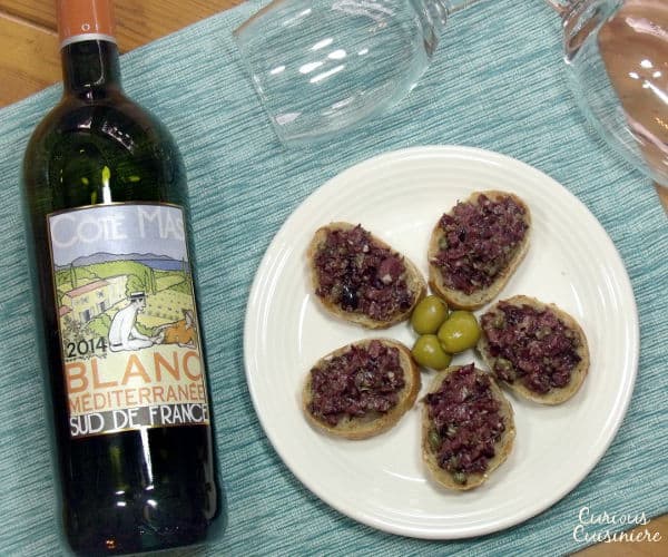 明亮的橄榄和帽子弥补了一个美味的南法国橄榄橄榄球。您下一方的完美开胃菜!|m.jamahire.com.