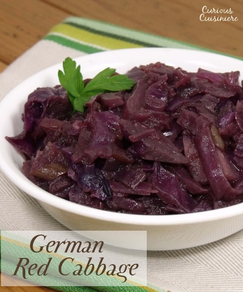 甜而刺激，慢炖红卷心菜，Blaukraut，是任何德国餐的必备配菜，也是让所有人都喜欢卷心菜的美味方式。| m.jamahire.com