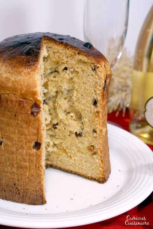 经典的意大利圣诞面包，意大利面条，将蛋糕和面包带到一起，这种简单的食谱创造了完美的假期面包。| m.jamahire.com