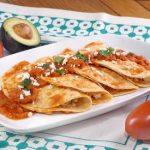 鸡肉和奶酪Entomatadas（番茄Enchiladas）