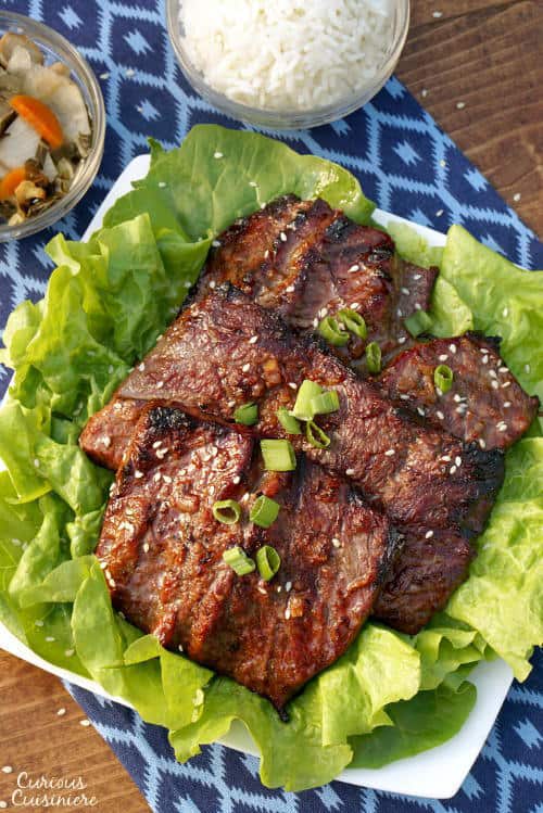 韩式烤小排骨，用独特的切法和咸甜的腌料，将烤小排骨提升到一个全新的水平。| www.CuriousCuisiniere.com
