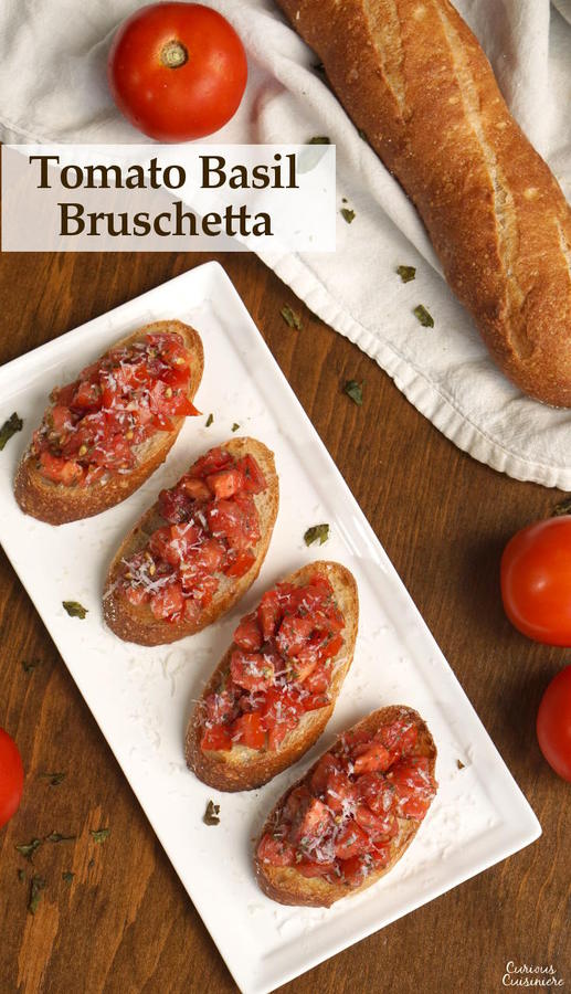 这道经典的番茄罗勒意式烤面包的特色是完美的，明亮的香草番茄配上脆蒜吐司。| www.CuriousCuisiniere.com