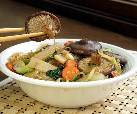 佛陀的喜悦是一个健康的中国菜，可以复杂化，但我们的食谱会使它崩溃，使其更容易在家中制作，即使是一个月的晚餐！|m.jamahire.com.