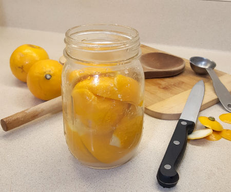 摩洛哥保存的柠檬很容易制作，并且在传统的非洲和中东烹饪中拥有许多用途以及独特的现代曲折。|m.jamahire.com.
