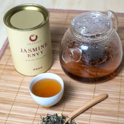 带有独特的茶茶茶，带茶叶喜悦。