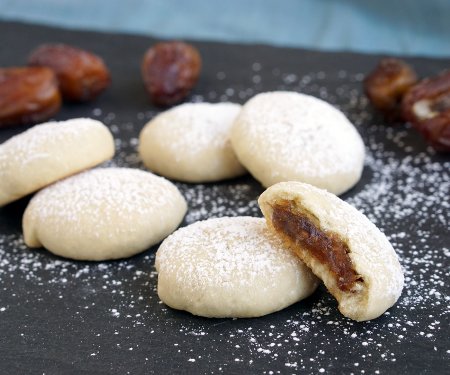 Maamoul曲奇是一种含枣的低糖曲奇，口感浓郁。| www.CuriousCuisiniere.com