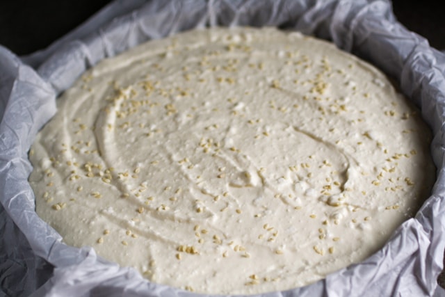 萨尔瓦多油炸玉米粉饼(甜奶酪磅蛋糕)准备好烤炉