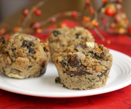 大家都知道脆皮是馅料中最好的部分。有了我们的莳萝和蘑菇馅儿松饼，每个人都能尝到酥脆的蘑菇馅儿的美味。| www.CuriousCuisiniere.com