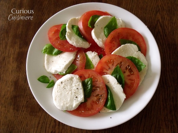 来自好奇的烹饪（Caprese Salad）的插西Caprese（Caprese Salad）