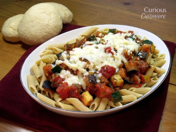 来自好奇烹调的ratatouille意大利面