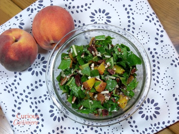 来自好奇烹调的烤桃子沙拉G.ydF4y2Ba