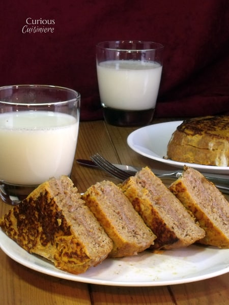 南瓜派成为完美的秋天早餐与此食谱南瓜法国吐司。|好奇CuisinieregydF4y2Ba