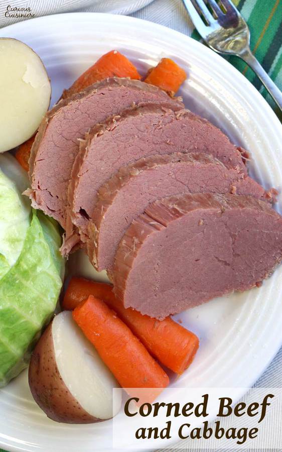 虽然咸牛肉和卷心菜可能不是爱尔兰菜，但它已经成为圣帕特里克节的主食。找出原因!| www.CuriousCuisiniere.com