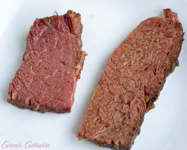 为您的康德牛肉BRISKET选择质量品牌很重要。在这里，您可以看到以相同方式烹饪的两种康乃伊牛肉平的差异。