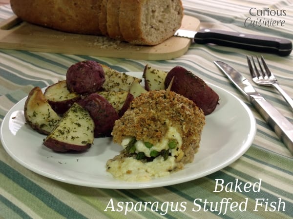 烤芦笋从好奇烹调酿的鱼gydF4y2Ba