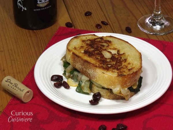 Cheddar Cranberry烤奶酪来自好奇的烹饪GydF4y2Ba