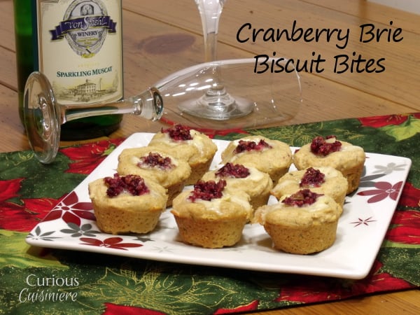 蔓越莓Brie Bites和Sparkling葡萄酒开胃菜搭配来自好奇的烹饪gydF4y2Ba