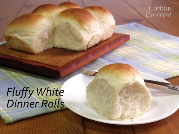 这些轻而松软的晚餐卷很容易在面包机或手工制作。给你的家人一些特别的东西!|好奇CuisinieregydF4y2Ba