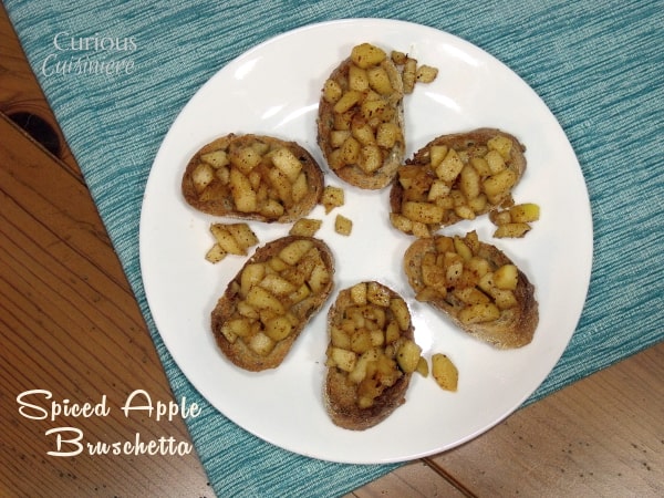 来自好奇烹调的香料苹果BruschettaGydF4y2Ba