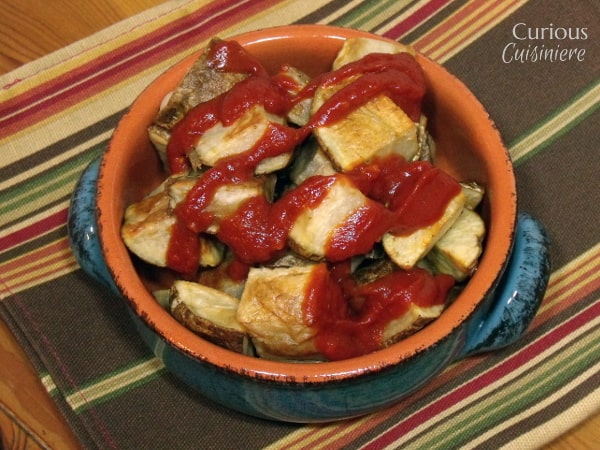 帕塔塔斯Bravas从好奇CuisiniereG.ydF4y2Ba