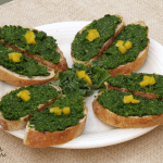 羽衣甘蓝Pesto Crostini.