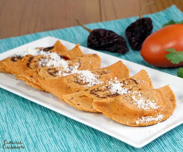 他们可能看起来不像“经典”Enchiladas，但这些Enchiladas Potosinas的辣味季节性面团使它们成为独特而美味的款式。|m.jamahire.com.