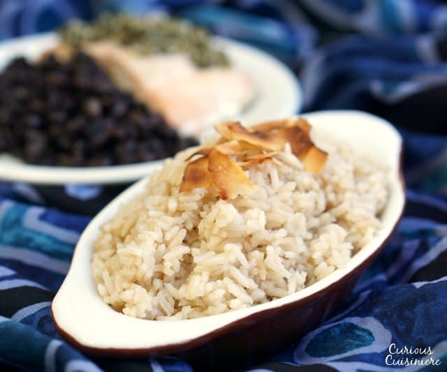 香甜可口的Arroz con Coco是一款美味的哥伦比亚椰子米饭配菜，你很快就会发现自己上瘾了!| www.CuriousCuisiniere.com
