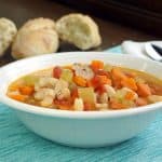 fasolada是一个心地健康易行的希腊比安苏普公司,它提供完美素食晚宴网站CuriousCuisire.com