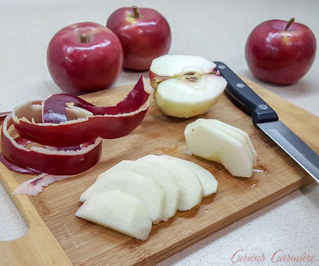 苹果为德国apfelstrudel苹果馅饼|好奇的烹饪