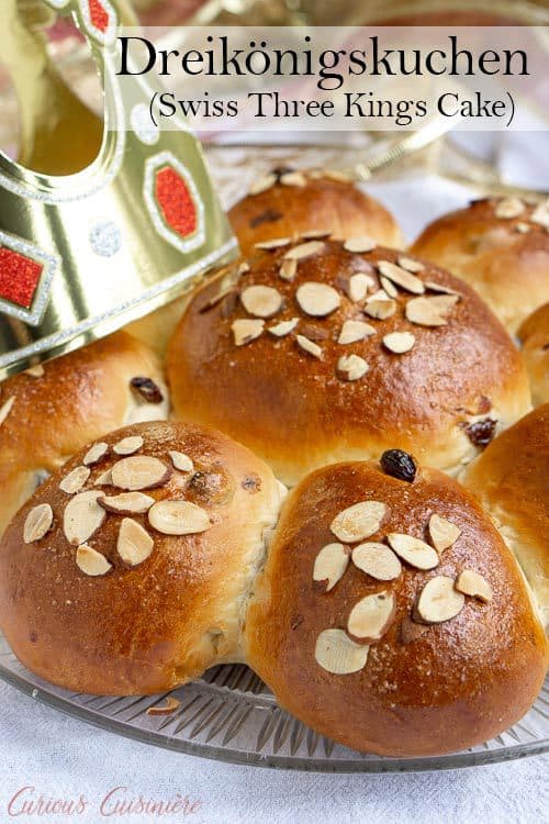 Dreikönigskuchen，三个国王蛋糕，也可能被称为Epiphany Cake。这些柑橘和葡萄干面包卷是轻盈甜美的蓬松！|m.jamahire.com.