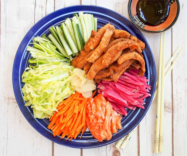 yee sang  - 中式沙拉（又名繁荣折腾'）