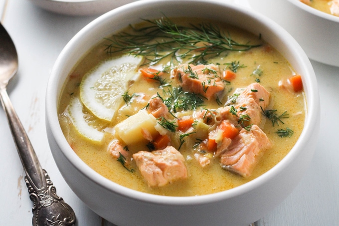 芬兰三文鱼汤- Lohikeitto -有大块的三文鱼